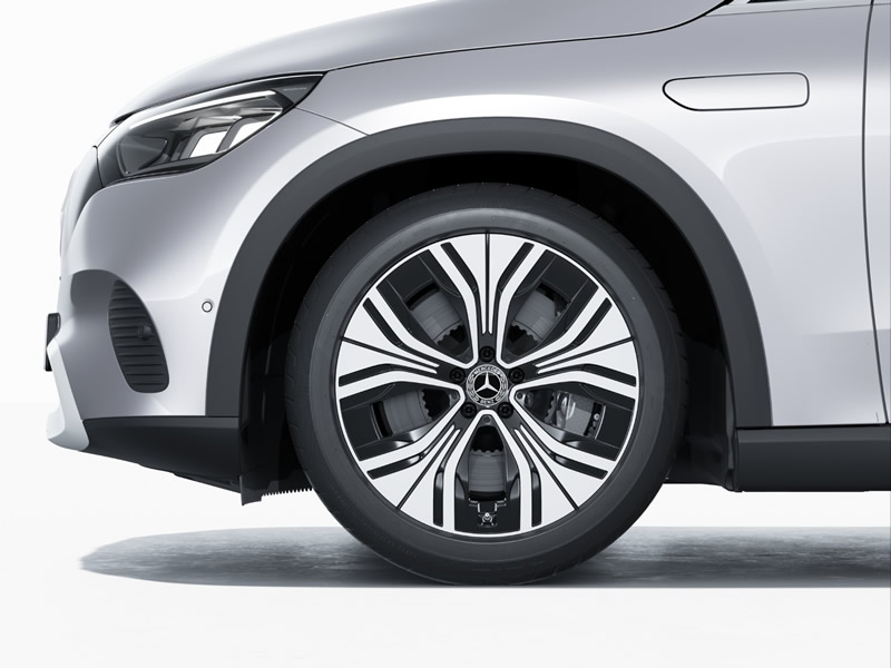 19" 5-spoke light-alloy wheels